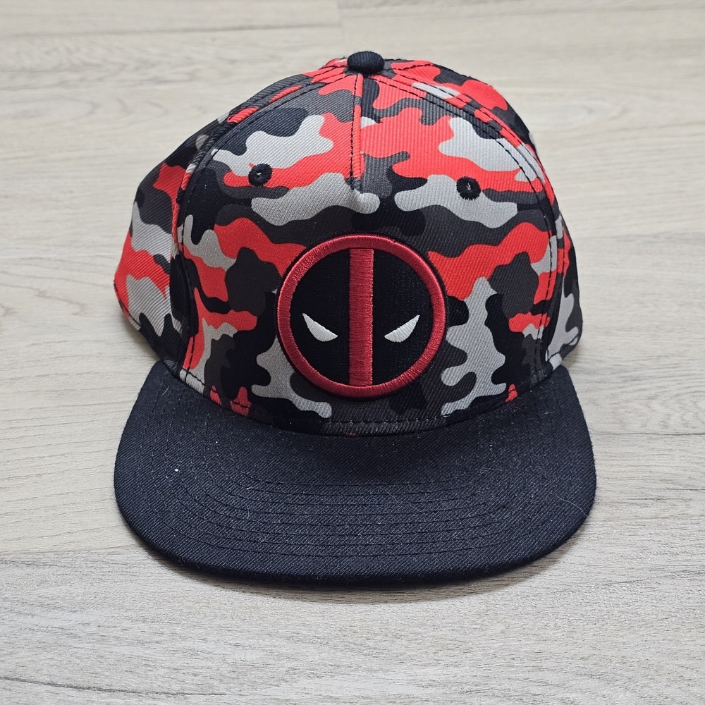 Marvel Deadpool Black & Red Camo Hat Embroidered One Size Snap Back
